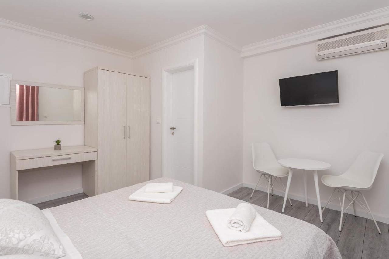 Apartments Petrusic ماكارسكا المظهر الخارجي الصورة