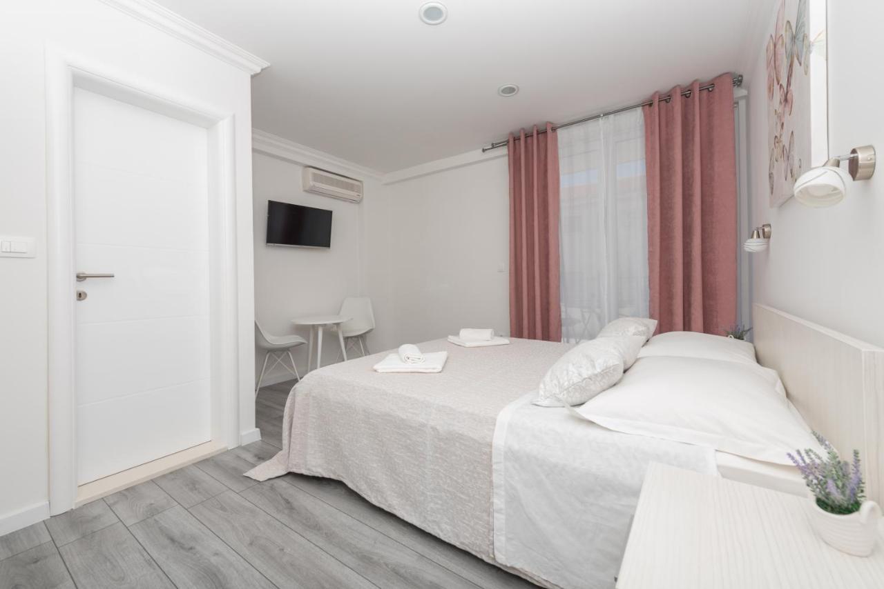 Apartments Petrusic ماكارسكا المظهر الخارجي الصورة