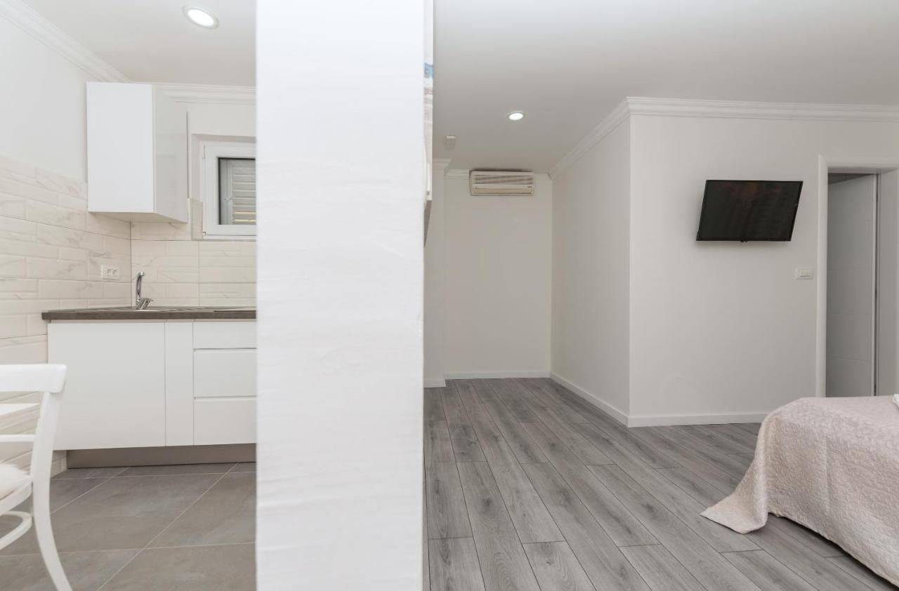 Apartments Petrusic ماكارسكا المظهر الخارجي الصورة